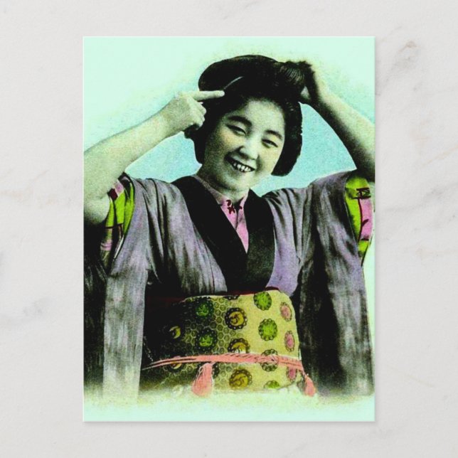 Postal Geisha japonesa vintage ajustando su pelo (Anverso)