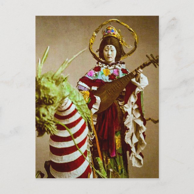 Postal Geisha vintage vestida como diosa Benzaiten Japón (Anverso)