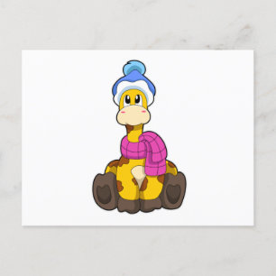 Postal Giraffe en invierno con bufanda y Gorra