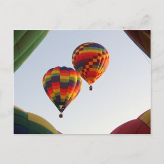 Postal Globos en ascenso en las primeras horas