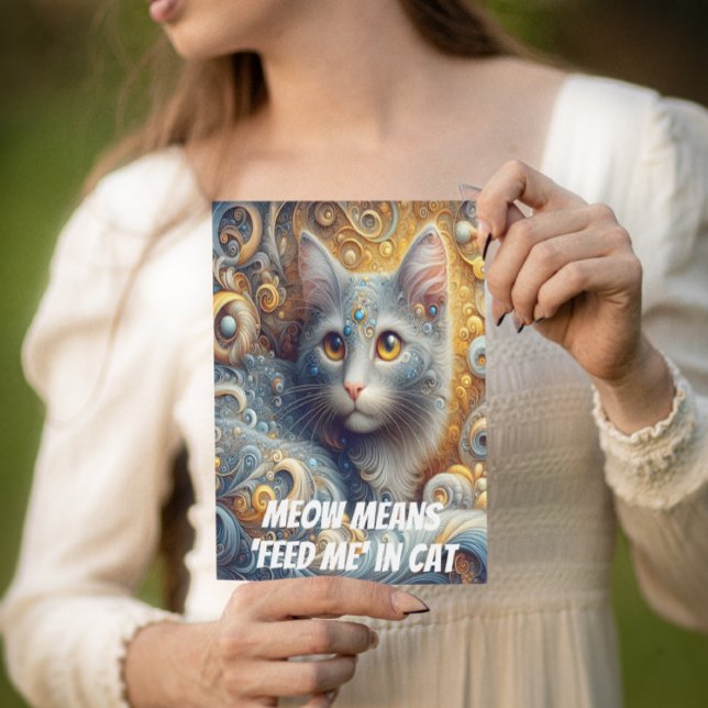 Postal Golden Gaze: Retrato felino en ojos amarillos (Subido por el creador)