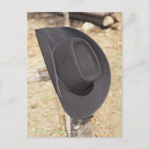 Postal Gorra Vaquero en la valla