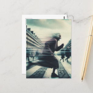 Postal Graciosa y adorable abuela en carrera en la ciudad