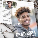 Postal Graduado de posgrado<br><div class="desc">Graduación gracias postal que incluye tu foto y el texto "grado" y tu año en un tipo de letra de deportes universitarios con tu nombre o colegio debajo.</div>