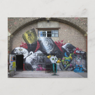 Postal Graffiti En Stadtbahnbogen, Wien Österreich