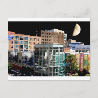 Postal Gran Luna colgando por Kansas City