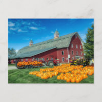 Granero Rojo Grande de Vermont con Calabazas