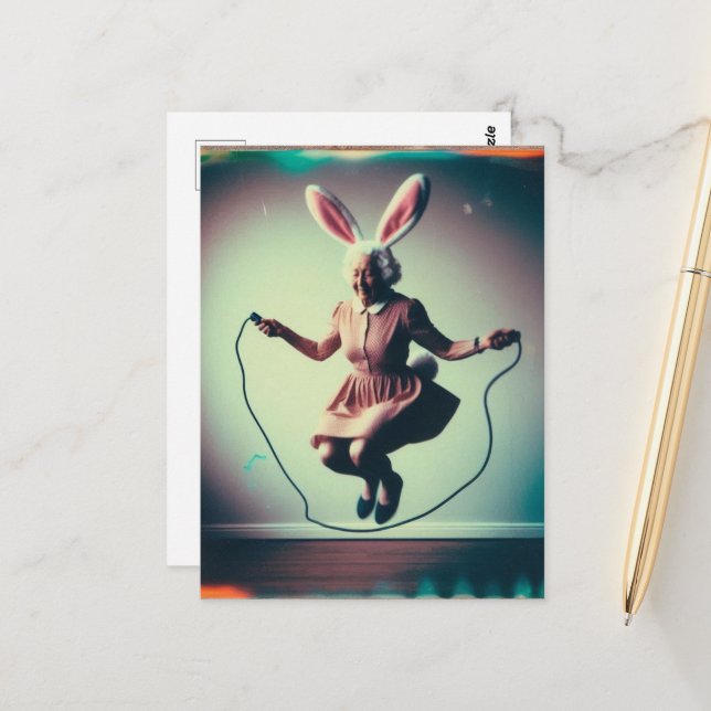Postal Granny Easter Bunny Saltando Fotografía Retro (Anverso/Reverso In Situ)