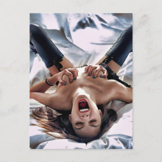 Postal Gritando fotografías de arte de mujeres salvajes y