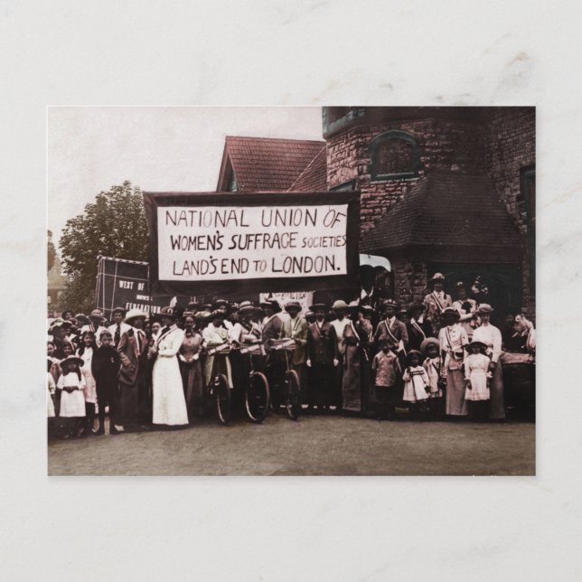 Postal Grupo de sufragio femenino con cartel (Anverso)