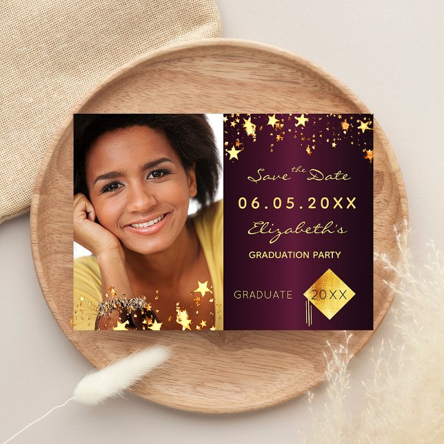 Postal Guardar la fecha foto fiesta de graduación borgoña (Subido por el creador)