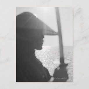 Postal Guerrero de Samurai sosteniendo una espada