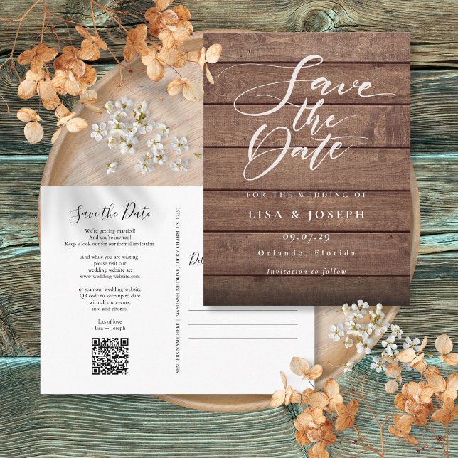 Postal Guión de código QR de madera rústica para guardar  (Rustic Wood QR Code Script Save the Date Postcard
)