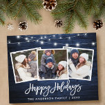 Postal Guión de pincel Iluminación de madera azul Holiday<br><div class="desc">Guión de broche de madera azul rústico 3 Familia de fotos Postales de vacaciones felices con luces de cadena</div>