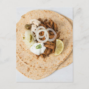 Postal Gyros pita con aceitunas coleslaw de tzatziki y fe