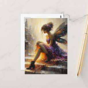 Postal Hada con un vestido morado sentada en las escalera