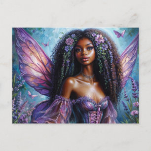 Postal Hada de piel oscura en floral púrpura