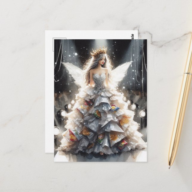 Postal Hada en un espectáculo de moda hecho con bolsas de (Anverso/Reverso In Situ)