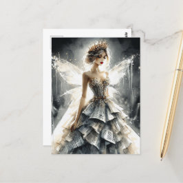 Postal Hada en un espectáculo de moda hecho de periódicos