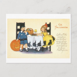 Postal Halloween anticuado, chico y Chica
