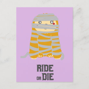 Postal Halloween con motivo de la Mummy