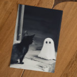 Postal Halloween de bebé lindo y ghost y gatitos<br><div class="desc">Este diseño fue creado a través del arte digital. Se puede personalizar haciendo clic en el botón personalizar y cambiando el color, agregando un nombre, iniciales o tus palabras favoritas. Contáctame en colorflowcreations@gmail.com si quieres tener este diseño en otro producto. Ver más de mis creaciones o seguirme en www.facebook.com/colorflowcreations, www.instagram.com/colorflowcreations,...</div>