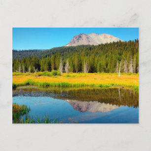 Postal Hat Lake en el Parque Nacional Volcánico Lassen