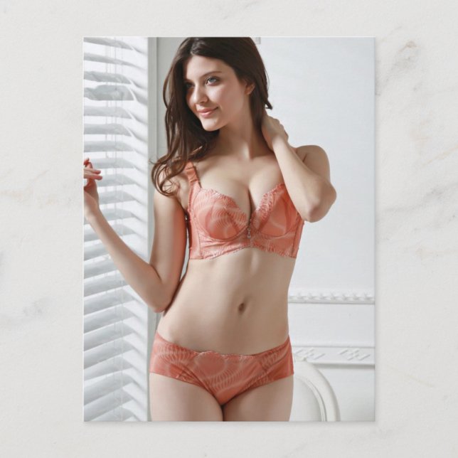 Postal Hermosa chica en una foto de lencería (Anverso)