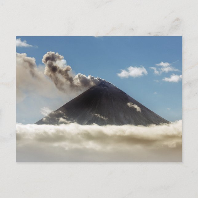Postal Hermosa erupción volcán Klyuchevskoy. Rusia (Anverso)