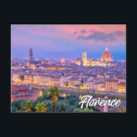 Postal Hermosa Florencia, Italia<br><div class="desc">Esta tarjeta postal de viajes única ofrece una fotografía con vistas a la histórica ciudad de Florencia,  Italia,  así como a la catedral de Santa Maria del Fiore. Por favor,  siéntase libre de personalizar de todas las opciones disponibles que desee.</div>