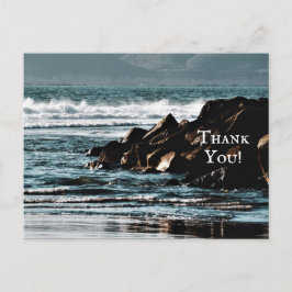 Postal Hermosa playa de Océano, olas y rocas Gracias