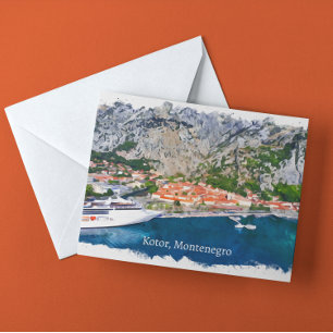 Postal Hermosa vista panorámica de Kotor Bay Montenegro