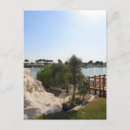 Postal hermoso día en el estanque