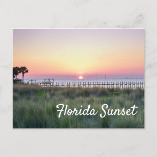 Postal Hermoso muelle de atardecer naranja en Florida