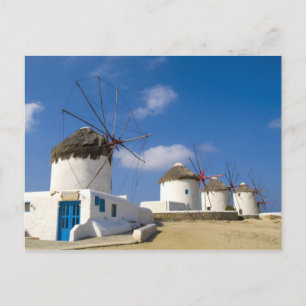 Postal Hermosos molinos de viento en la isla de Mykonos,