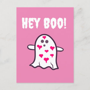 Postal ¡Hey Boo! Fantasma cubierta en el corazón