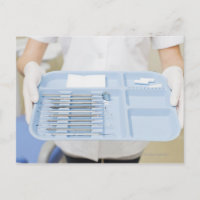 Higienista dental portador de bandeja dental