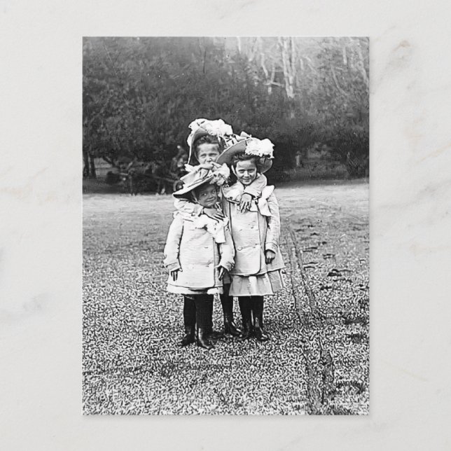 Postal Hijas del zar de Rusia, Olga, Tatiana, María (Anverso)