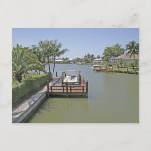 Postal Hogares y muelles en el canal Marco Island Florida