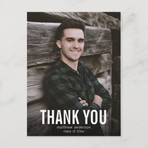 Postal Hombre de texto blanco Gracias Postcard de graduac