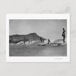 Postal Honolulu, Hawaii - personas que practica surf de