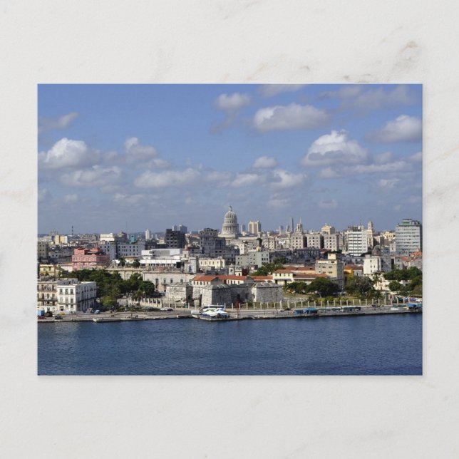 Postal Horizonte de la ciudad de La Habana Cuba Edificios (Anverso)