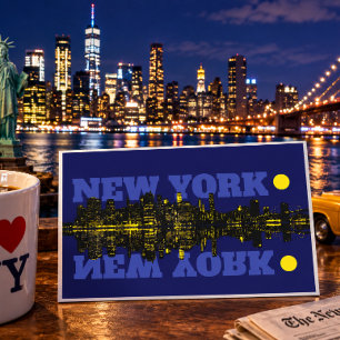 Postal Horizonte de la ciudad de Nueva York por la noche