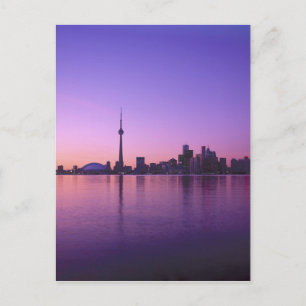 Postal Horizonte de Toronto por la noche, Ontario, Canadá