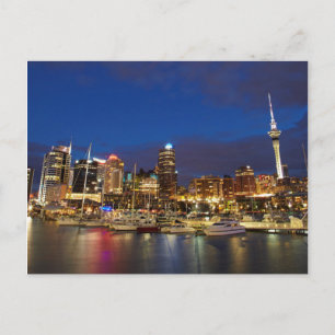 Postal Horizonte nocturno de Auckland
