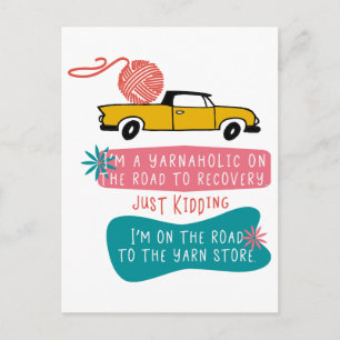 Postal Humor de tejer Yarnaholic con camión retro y lana