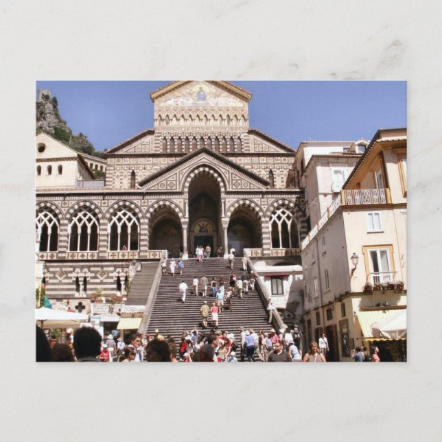 Postal Iglesia de Amalfi, visitada por muchos turistas (Anverso)