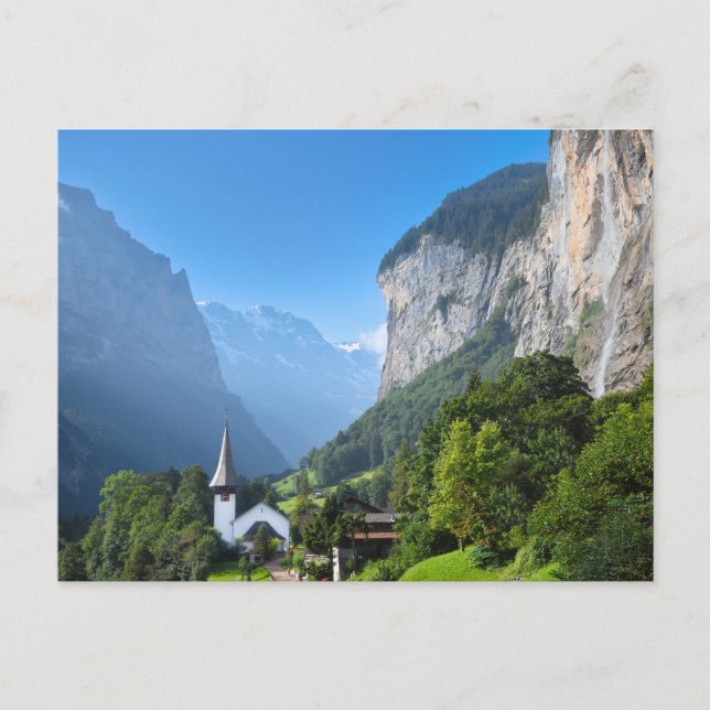 Postal Iglesia en el valle de Lauterbrunnen, Suiza (Anverso)