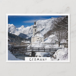 Postal Iglesia en la nieve con los Alpes