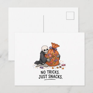 Postal Ilustración divertida de esqueleto con bolsa de du